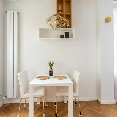 Golden - Center - Zurawia Apartment *