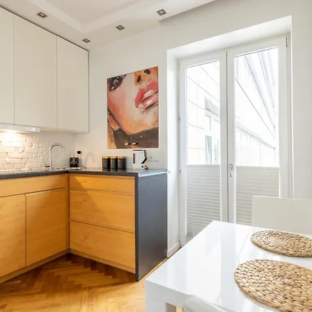 Apartment Golden - Center - Zurawia